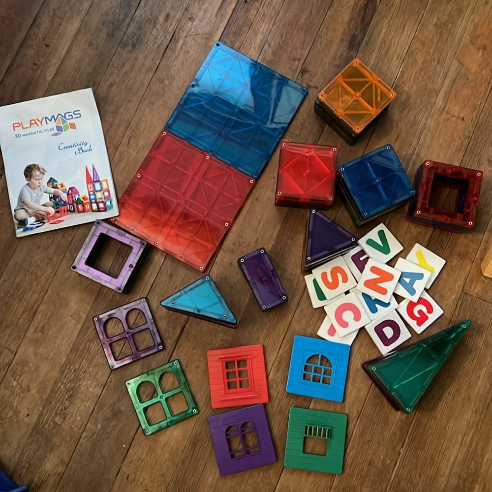 Playmags 100-Piece Magnetic Tiles Building Blocks Set, 3D Magnet Tiles for Kids